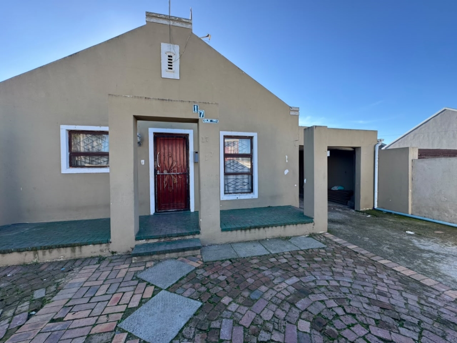 5 Bedroom Property for Sale in Forest Village Western Cape